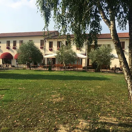 فندق مبيت وإفطار Il Tralcio Ponte di Piave